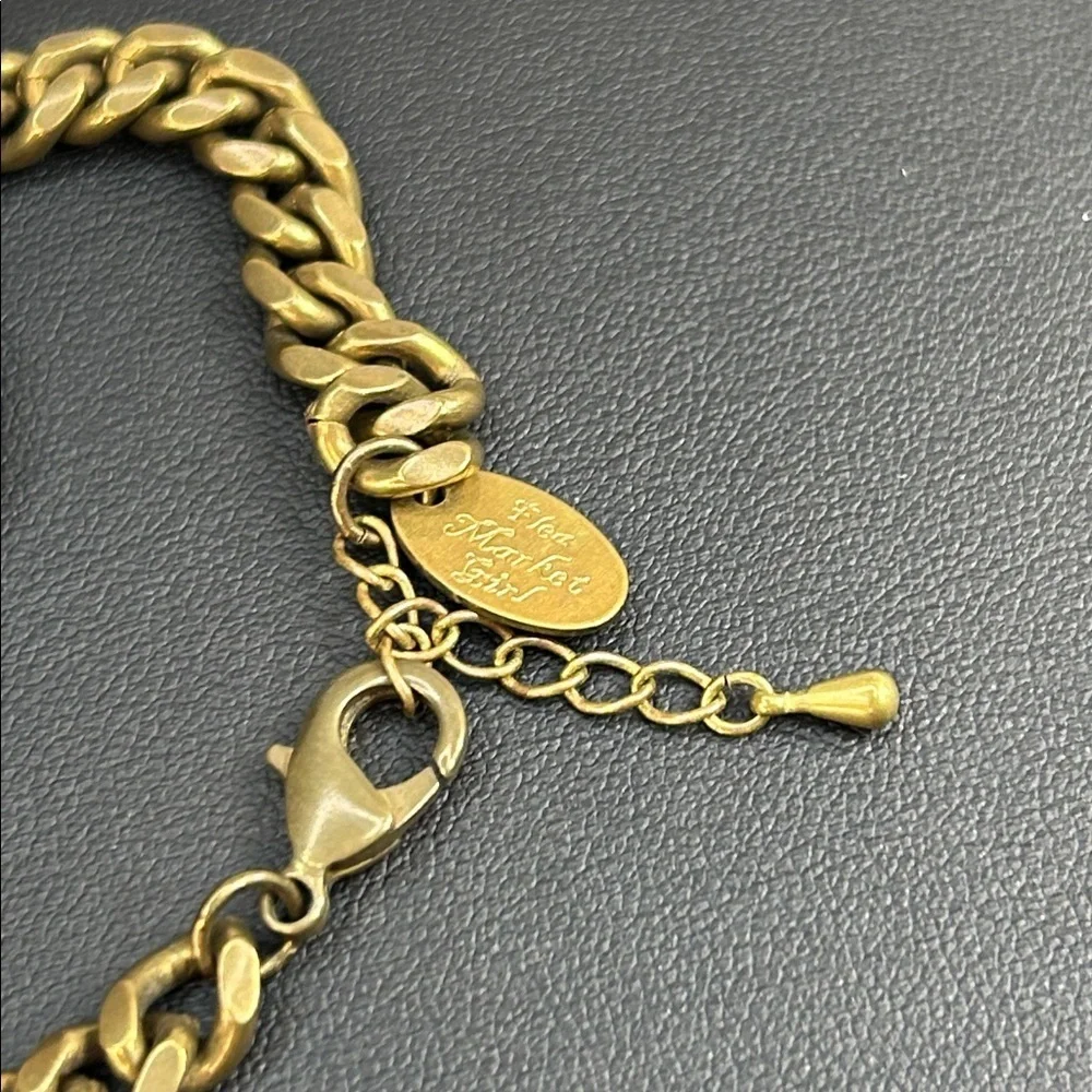 Flea Market Girl elegant gold